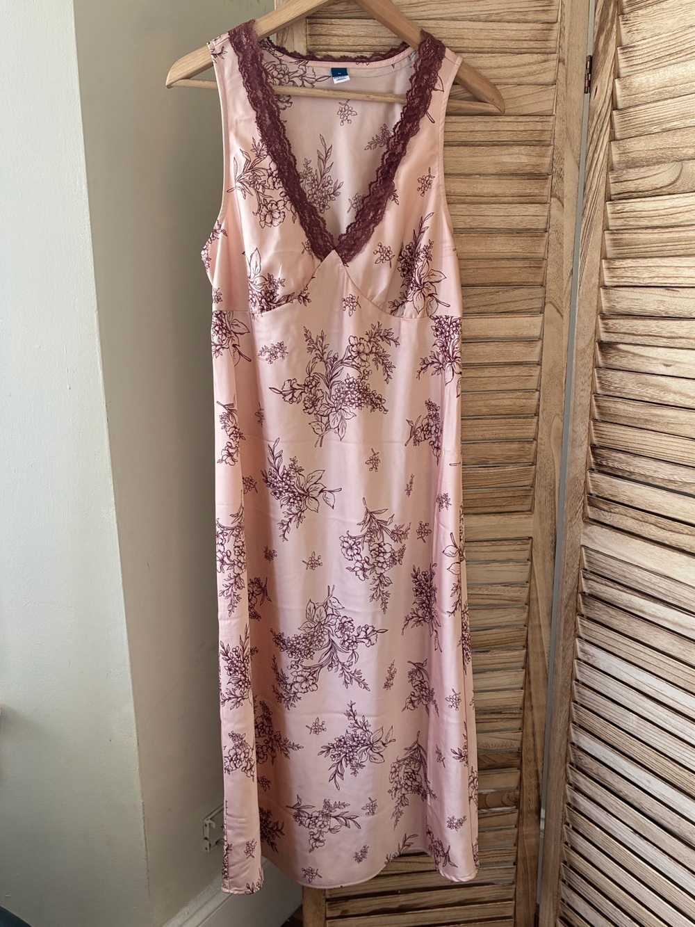 Old Navy Babydoll Fairycore Pink Floral Satin Midi Slip Dress Lace Trim V-Neck M